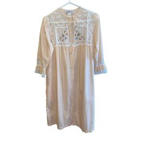 Vintage Barbizon Batiste Long Soft Feel Pink Nightgown Lace Trim Medium